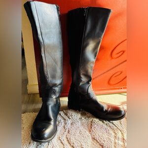 Women’s Knee High Black Boots